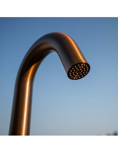 Doccia Esterna Oro Rosa In Acciaio Inox 316l Design Elegante e Resistente Acquisto Sicuro e Consegna Veloce