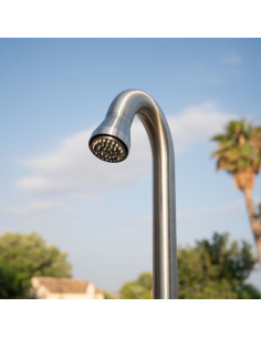 Doccia Inox Sined Stintino Eleganza e Durata Per Il Tuo Spazio 2