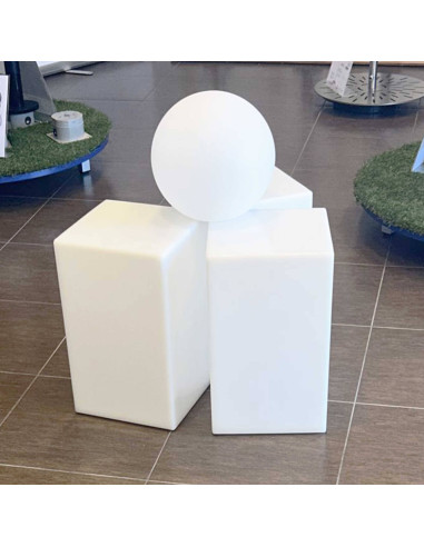 Sgabello Luminoso Par: Design Elegante e Resistente, Acquista Ora!